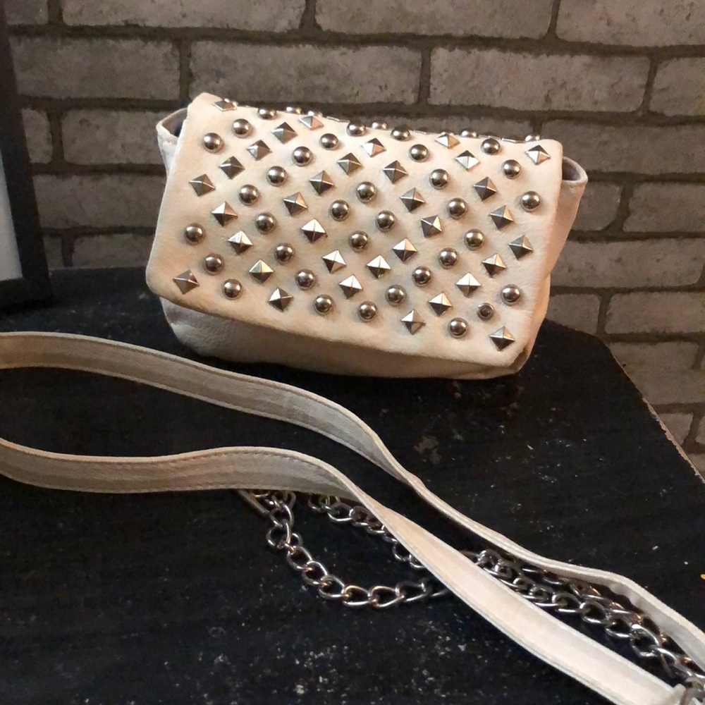 Bag - Picture 2 of 6